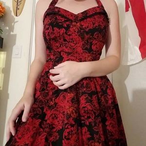 Rose dress pin up style